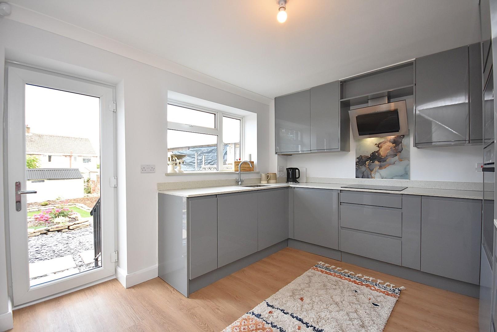 34 Castle Avenue, Penarth, CF64 3QS